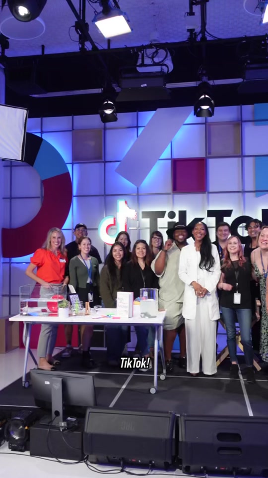 Dr. Judith on TikTok workplace wellbeing happiness lab keynote